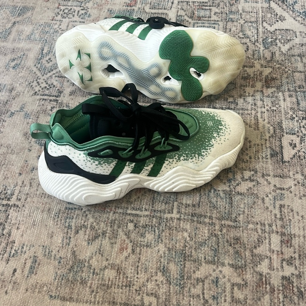 Trae young 3 J worn 4 times